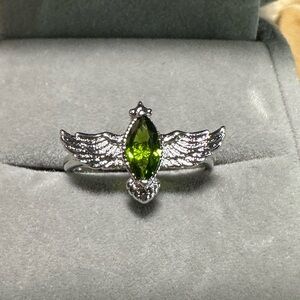 Peridot adjustable ring NWOT